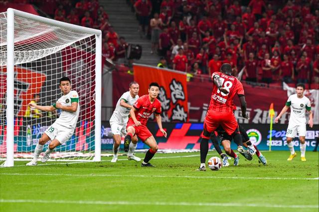 会议缺席通报批评范文