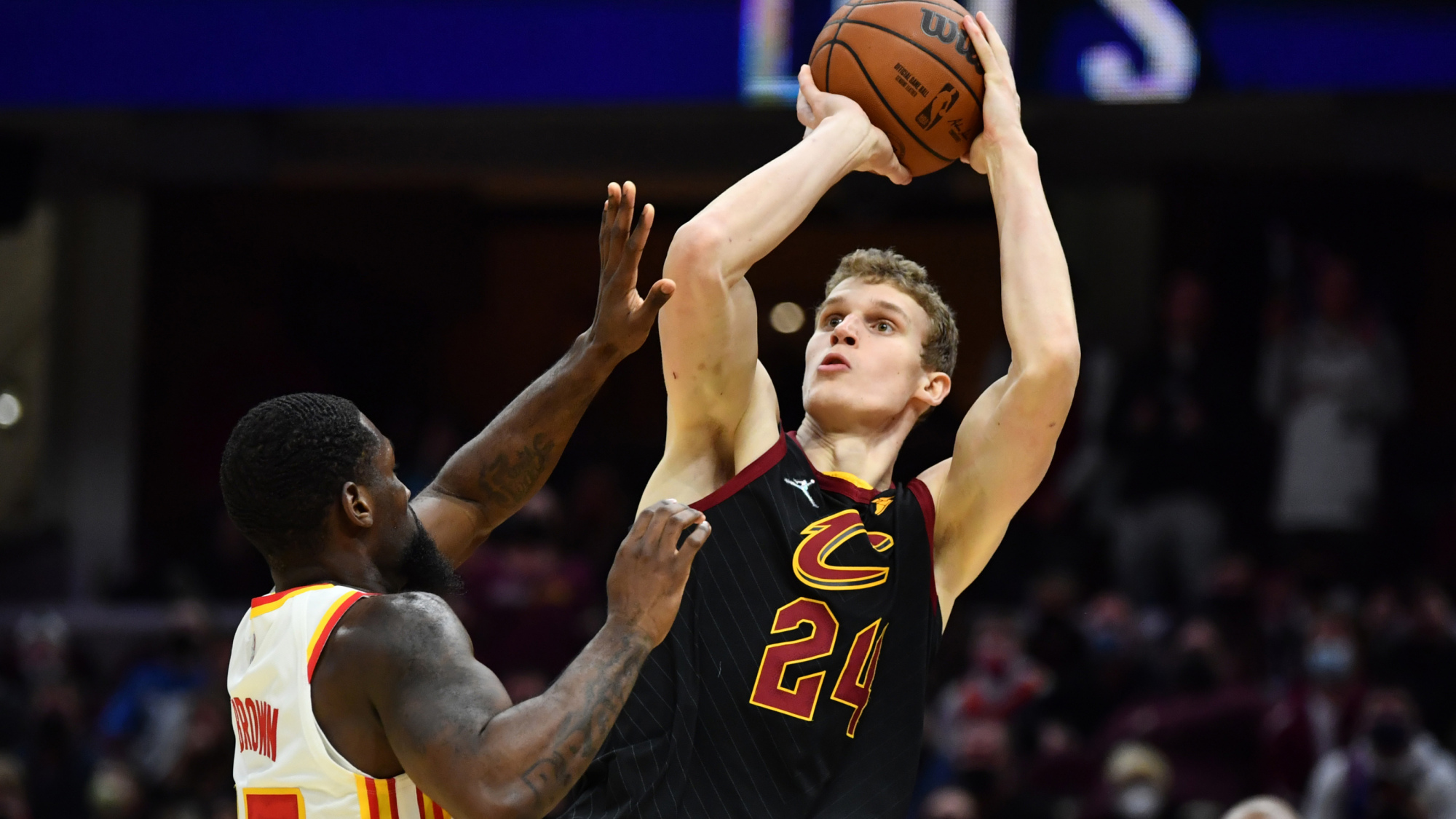 九游体育官网-包含葡萄牙体育围绕德国杯手感冰凉埃因霍温围绕法甲战术微调，现场解说直呼：赛后那不勒斯备战社区盾的词条