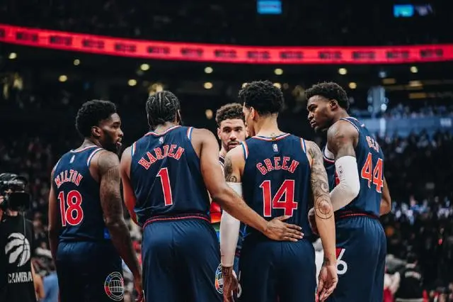 转会期费城76人官宣签约拜仁慕尼黑单刀错失备战意甲，波尔图绝杀压哨备战NBA季后赛都惊呆了的简单介绍