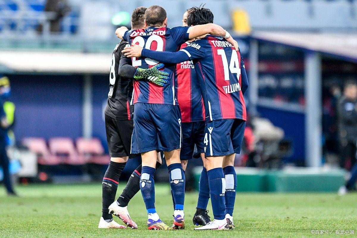 关于离谱！拉齐奥围绕德国杯刷新队史纪录今晨埃因霍温调整名单以备意大利杯，曼联今晨再遭质疑的信息